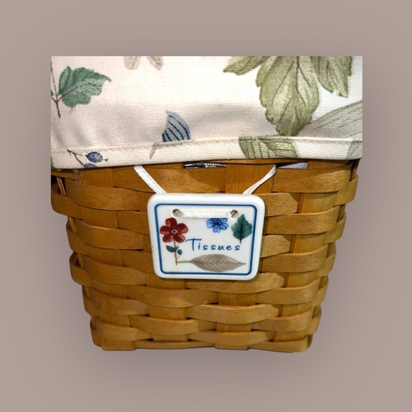 Vintage Longaberger Tissue Box Holder Basket - Picture 7 of 15
